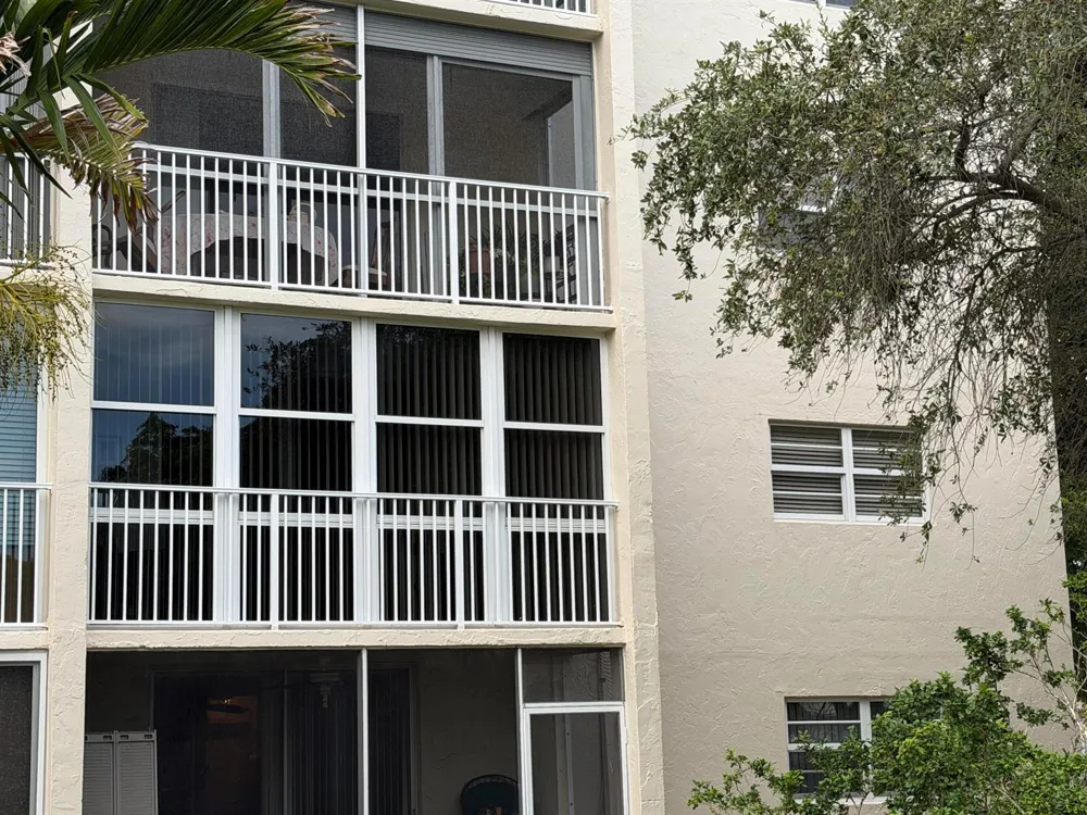 206 SE 10TH STREET #201 Dania Beach, FL 33004