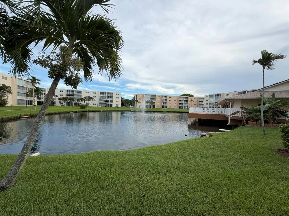 206 SE 10TH STREET #201 Dania Beach, FL 33004