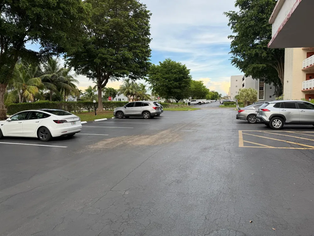 206 SE 10TH STREET #201 Dania Beach, FL 33004