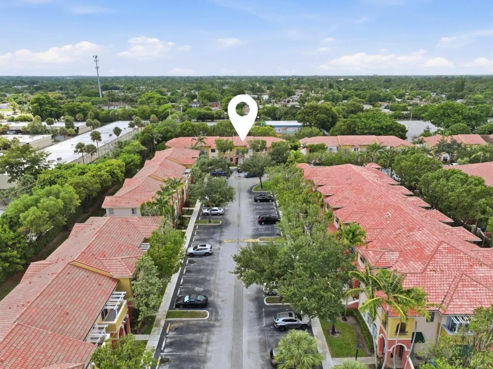 406 W SANTA CATALINA CIRCLE #406 North Lauderdale, FL 33068