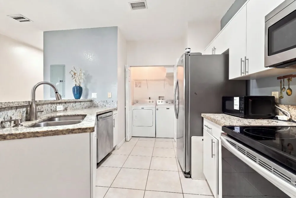 406 W SANTA CATALINA CIRCLE #406 North Lauderdale, FL 33068