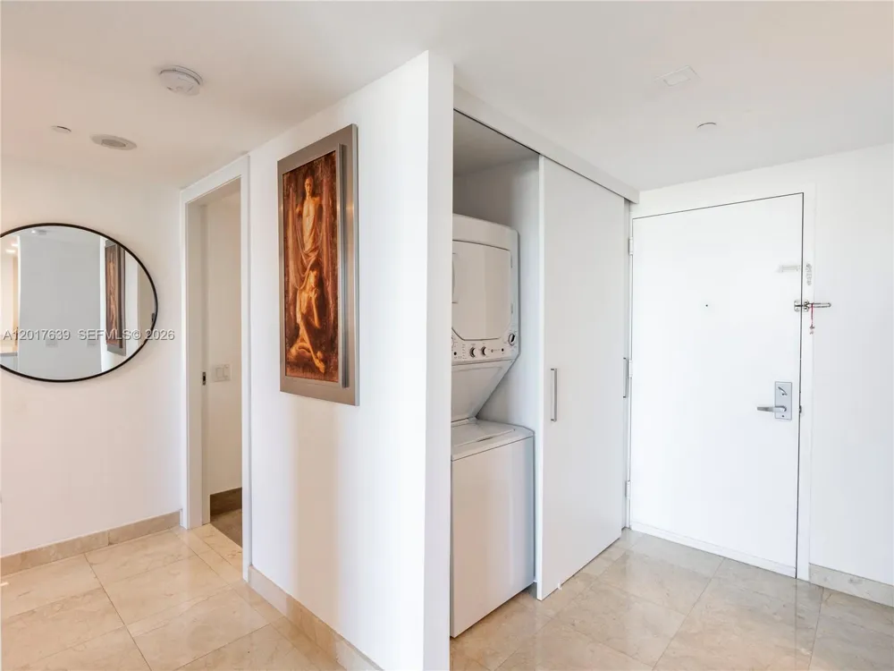 2475 Brickell Ave #903 Miami, FL 33129