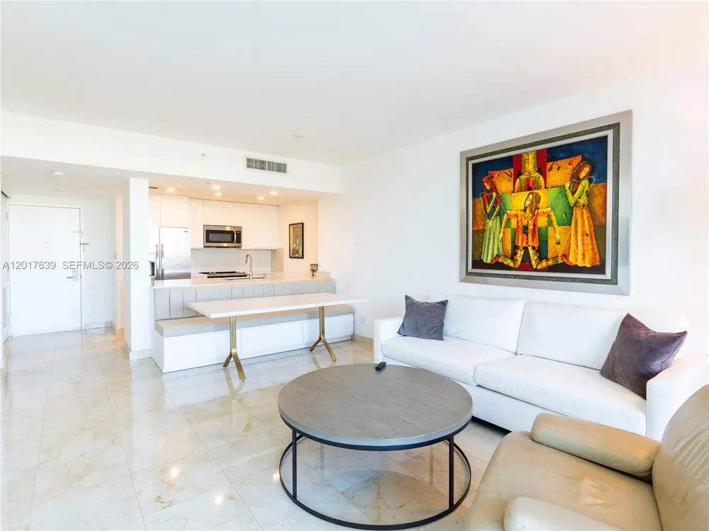 2475 Brickell Ave #903 Miami, FL 33129