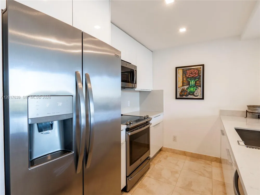 2475 Brickell Ave #903 Miami, FL 33129
