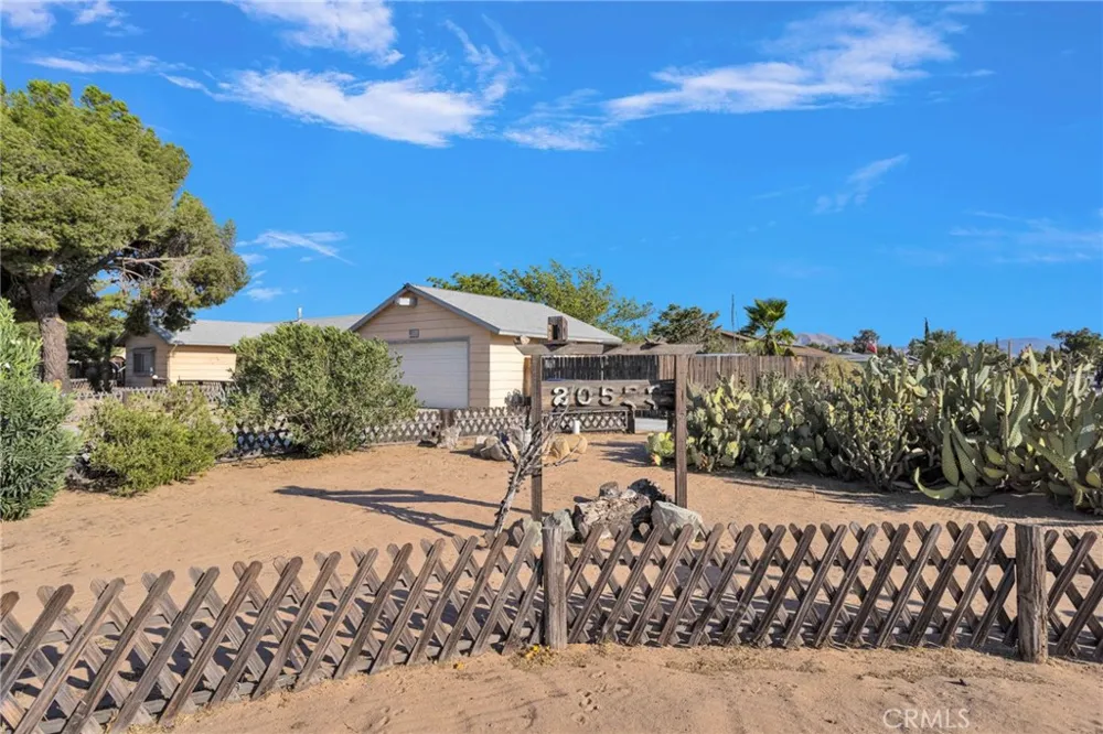 20555 Sitting Bull Apple Valley, CA 92308