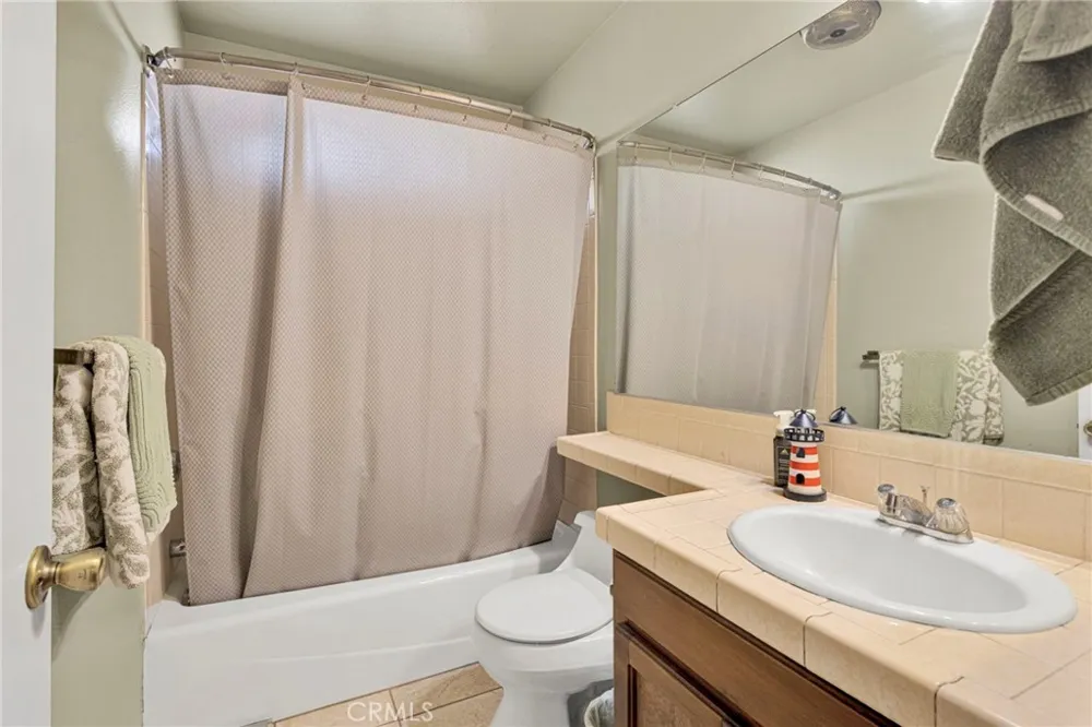 20555 Sitting Bull Apple Valley, CA 92308