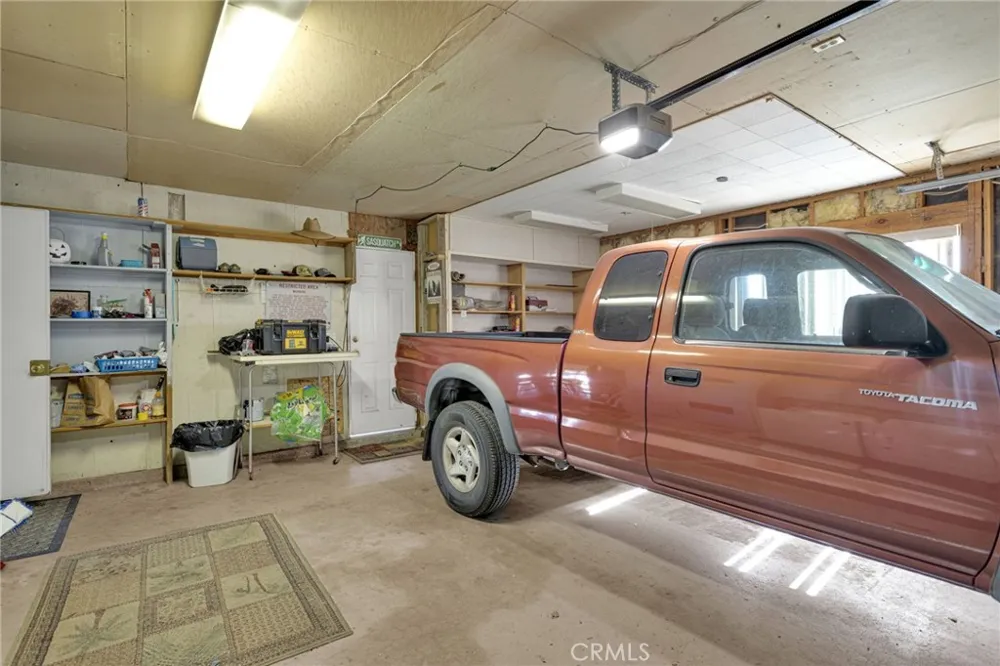 20555 Sitting Bull Apple Valley, CA 92308