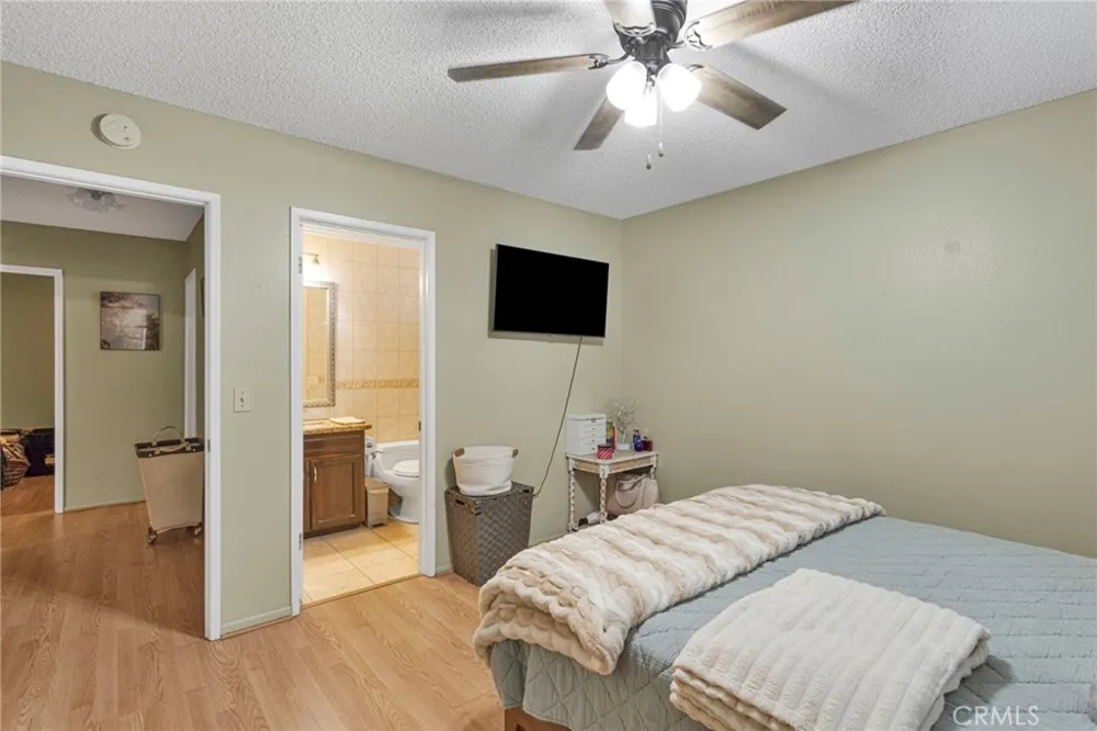 20555 Sitting Bull Apple Valley, CA 92308