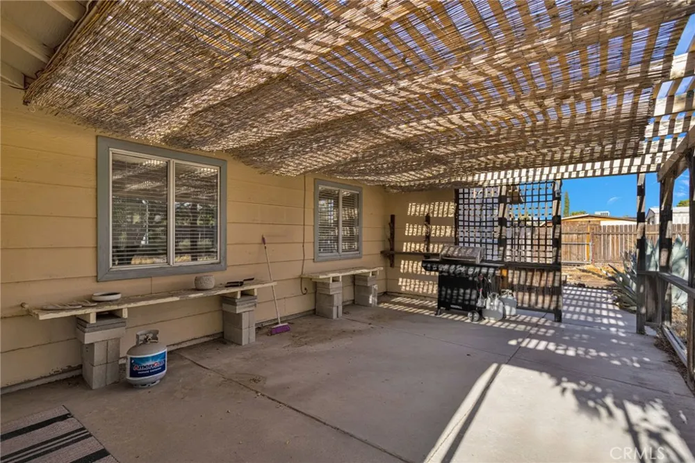 20555 Sitting Bull Apple Valley, CA 92308