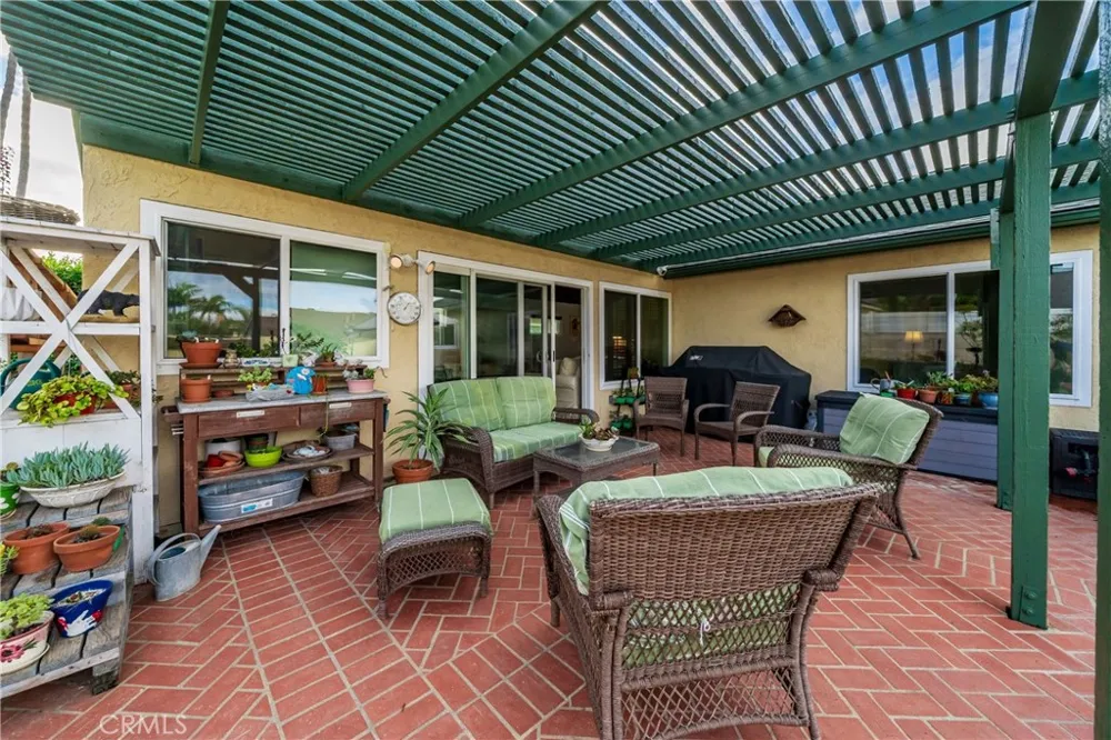 8381 Boothbay Circle Huntington Beach, CA 92646