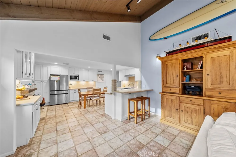8381 Boothbay Circle Huntington Beach, CA 92646