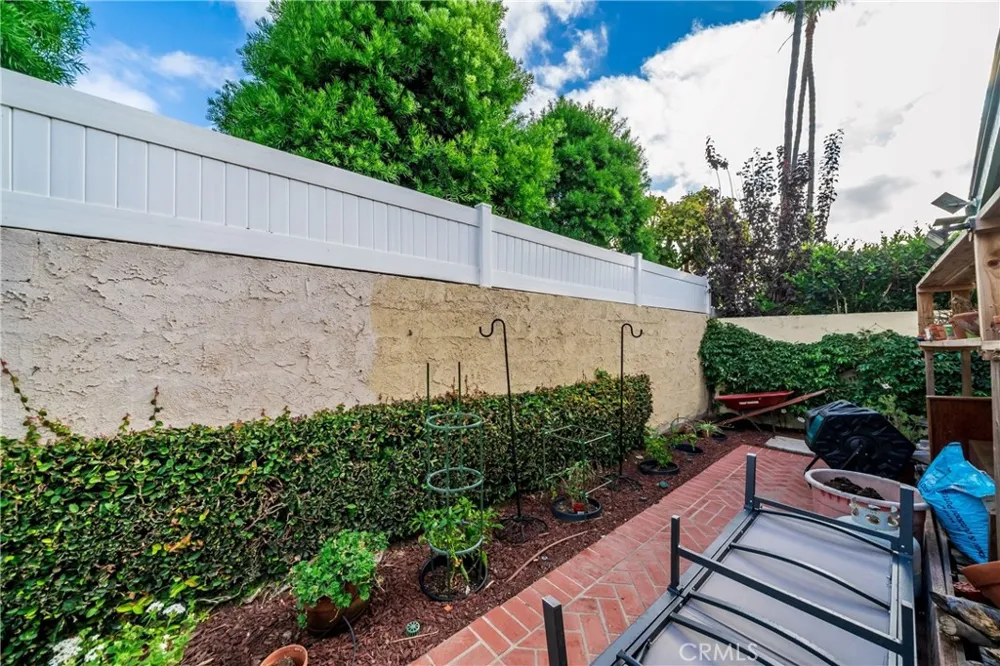 8381 Boothbay Circle Huntington Beach, CA 92646