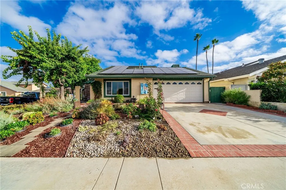 8381 Boothbay Circle Huntington Beach, CA 92646