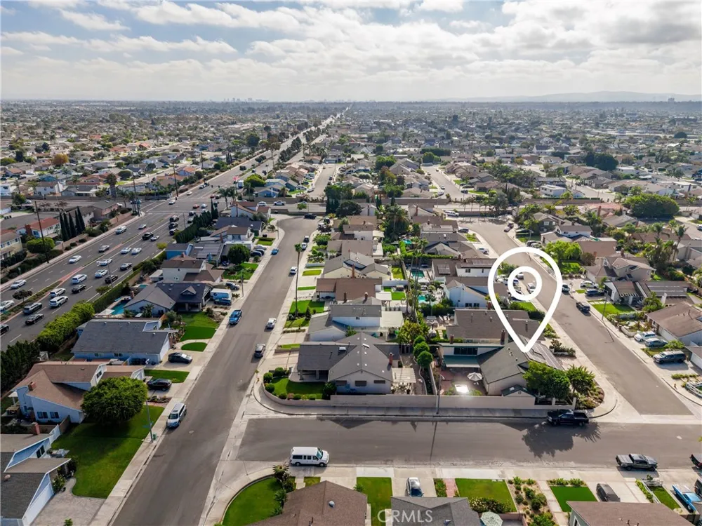 8381 Boothbay Circle Huntington Beach, CA 92646