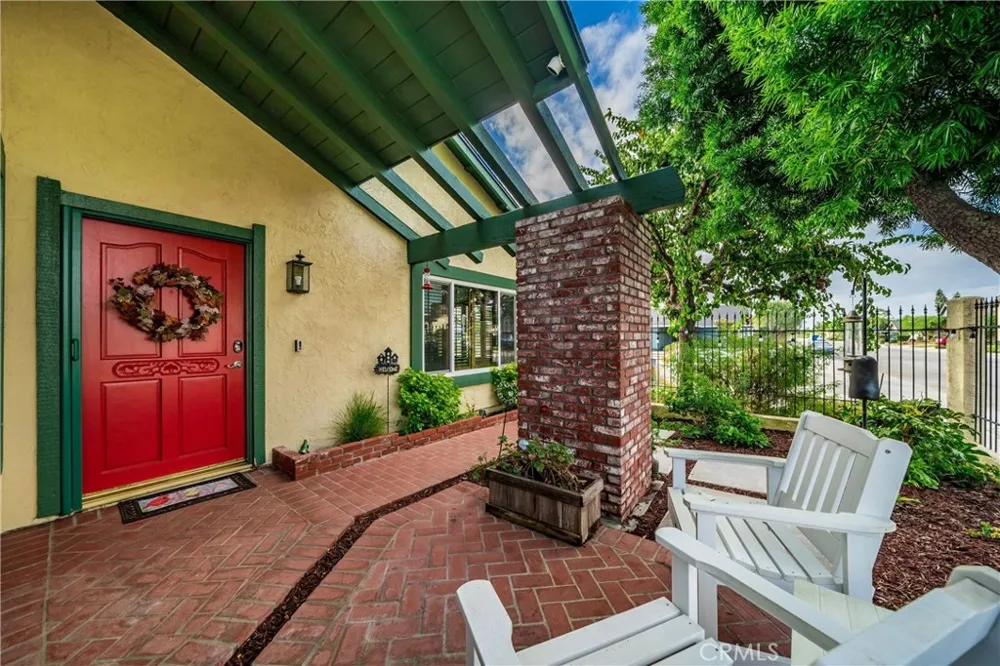 8381 Boothbay Circle Huntington Beach, CA 92646