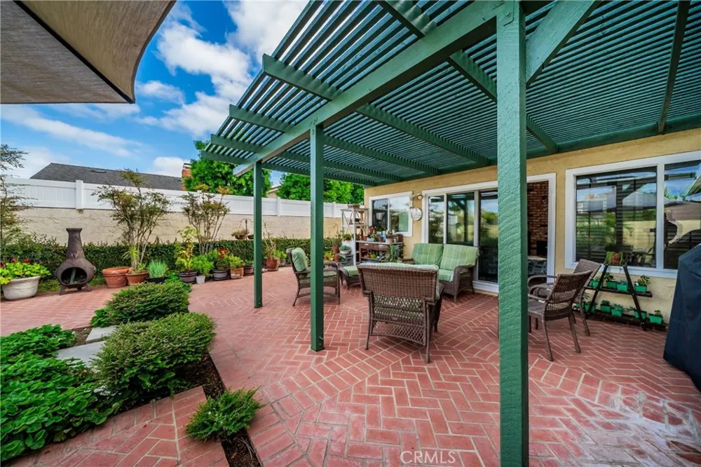 8381 Boothbay Circle Huntington Beach, CA 92646