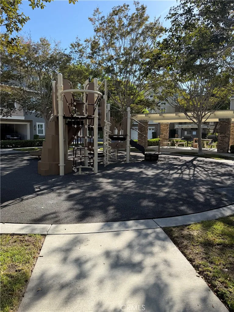 1800 Oak #507 Torrance, CA 90501