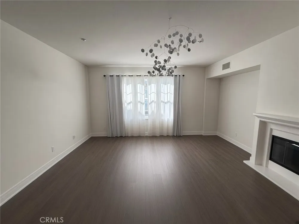 1800 Oak #507 Torrance, CA 90501