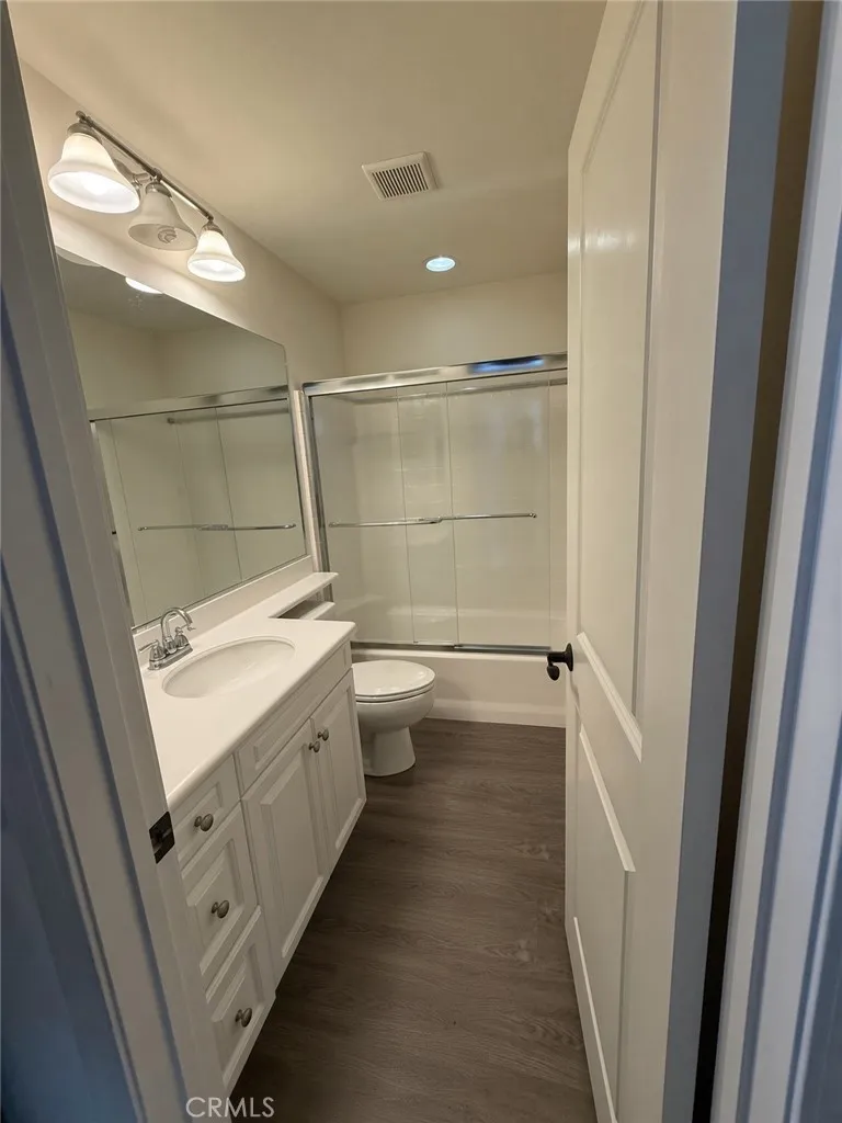 1800 Oak #507 Torrance, CA 90501