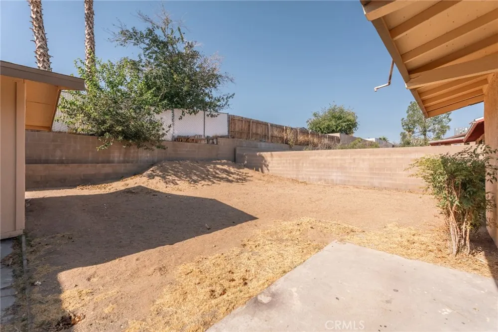 936 Windy Barstow, CA 92311