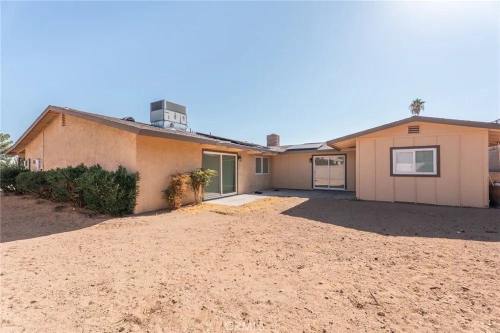 936 Windy Barstow, CA 92311