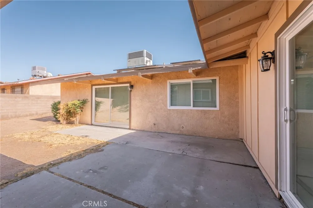 936 Windy Barstow, CA 92311