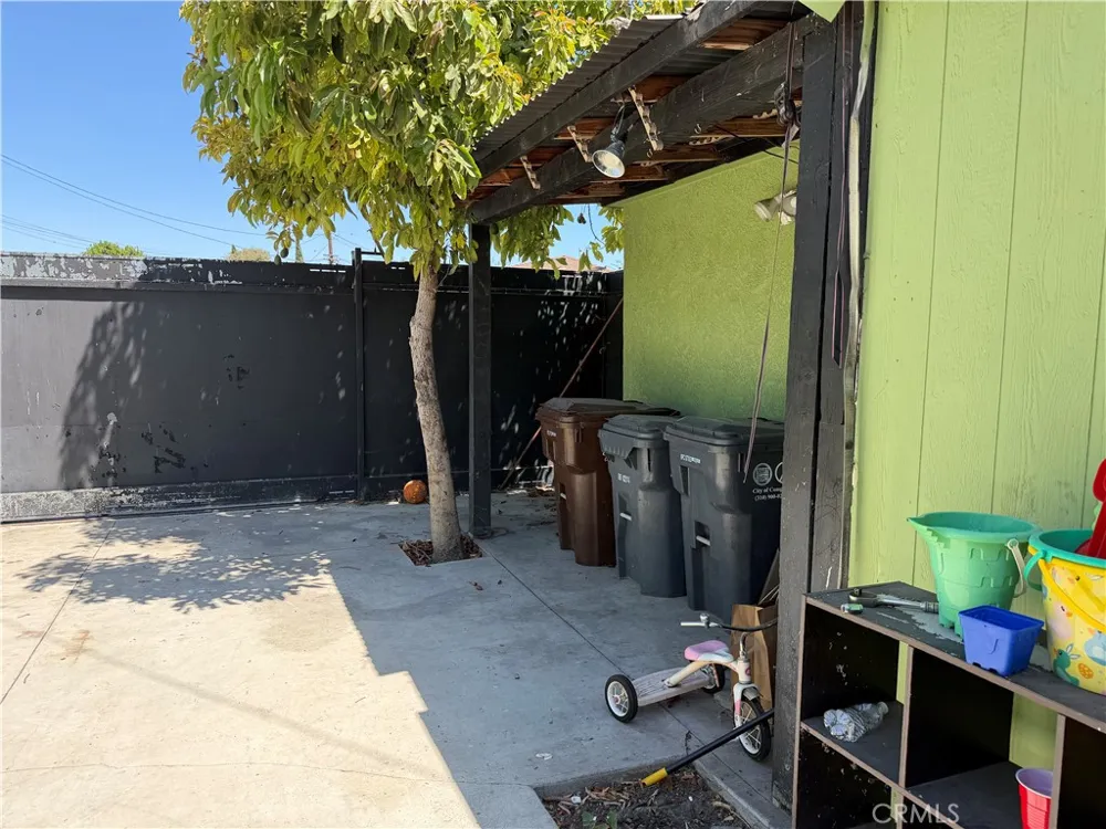 126 Magnolia Court Compton, CA 90220