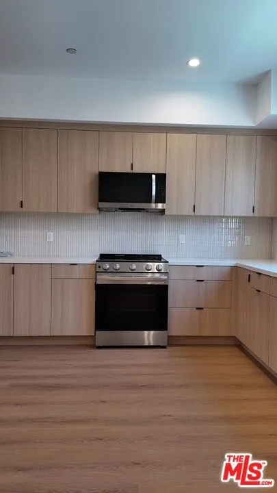 5248 Auckland Avenue #3/4 North Hollywood, CA 91601