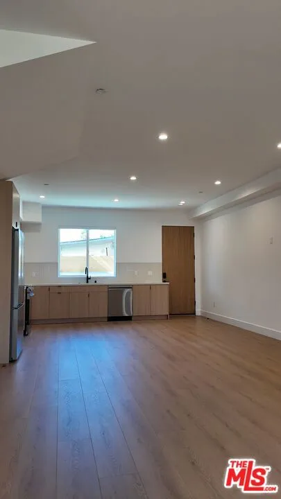 5248 Auckland Avenue #3/4 North Hollywood, CA 91601