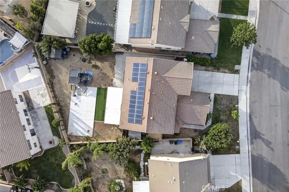 6881 Landing Court Eastvale, CA 91752