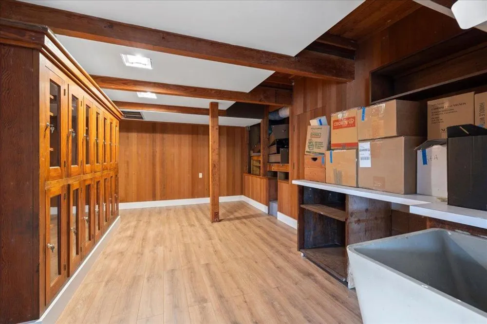 15 Naranja Way Portola Valley, CA 94028