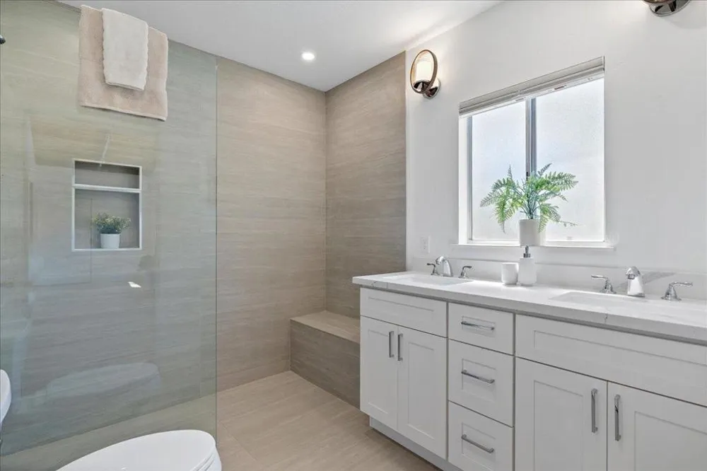 15 Naranja Way Portola Valley, CA 94028