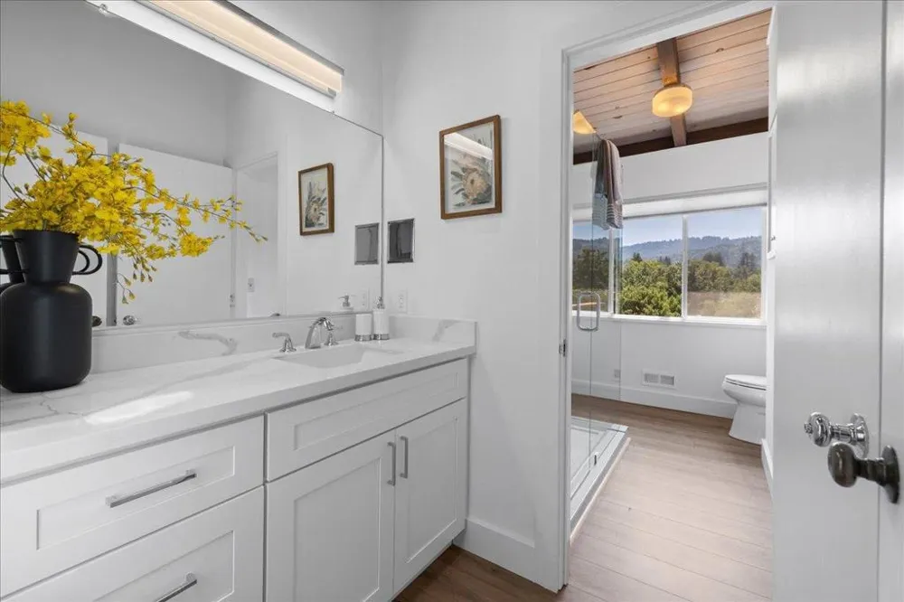 15 Naranja Way Portola Valley, CA 94028