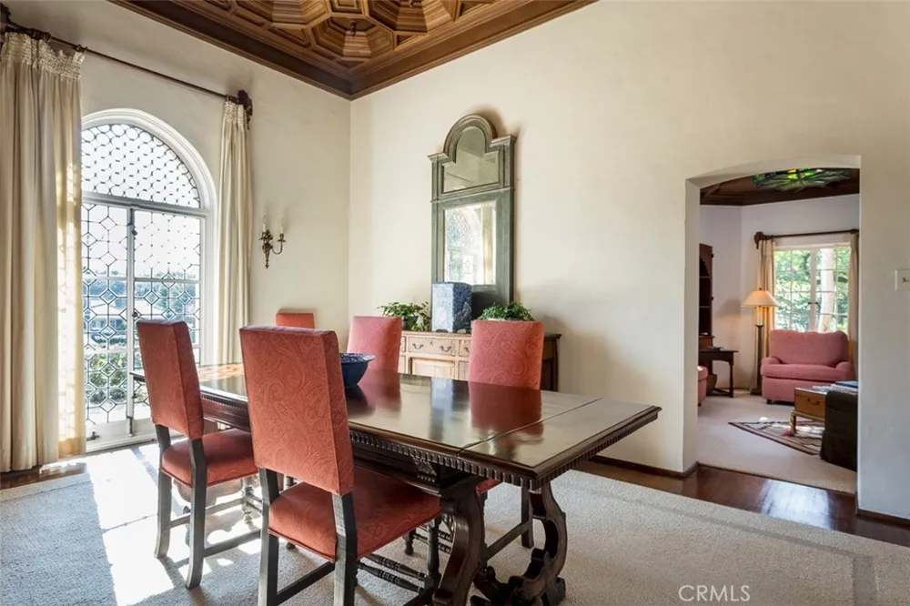 1762 Oak Grove San Marino, CA 91108