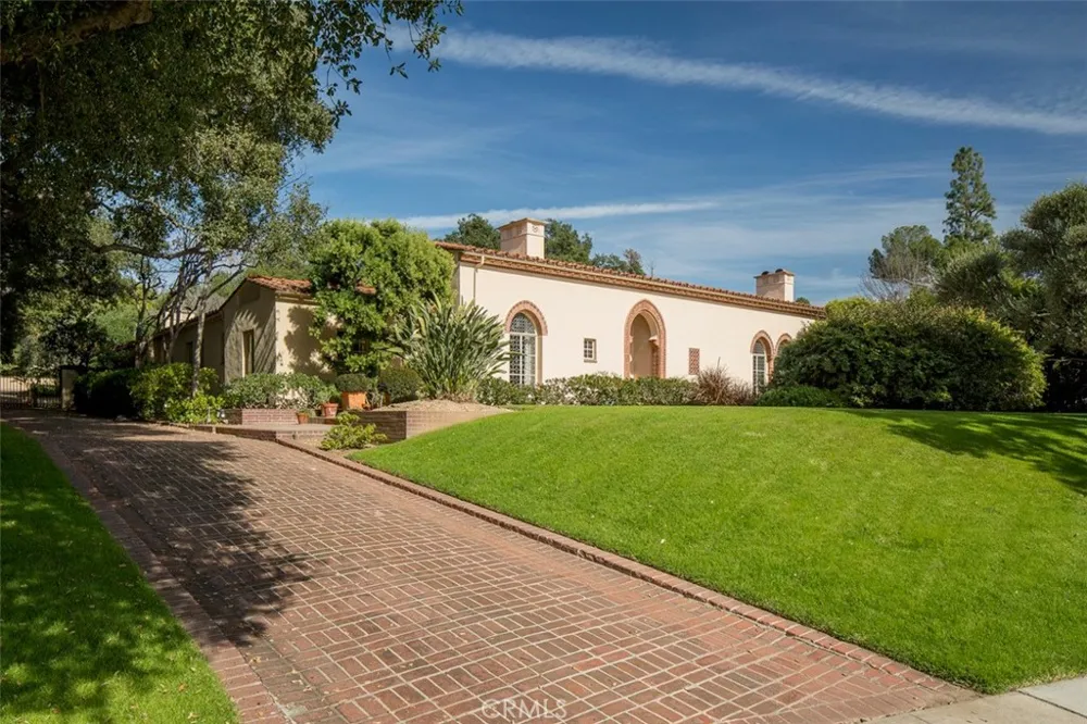 1762 Oak Grove San Marino, CA 91108