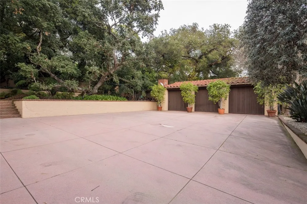 1762 Oak Grove San Marino, CA 91108