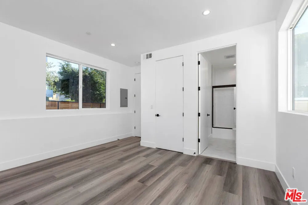 1255 Gower Street Los Angeles, CA 90038