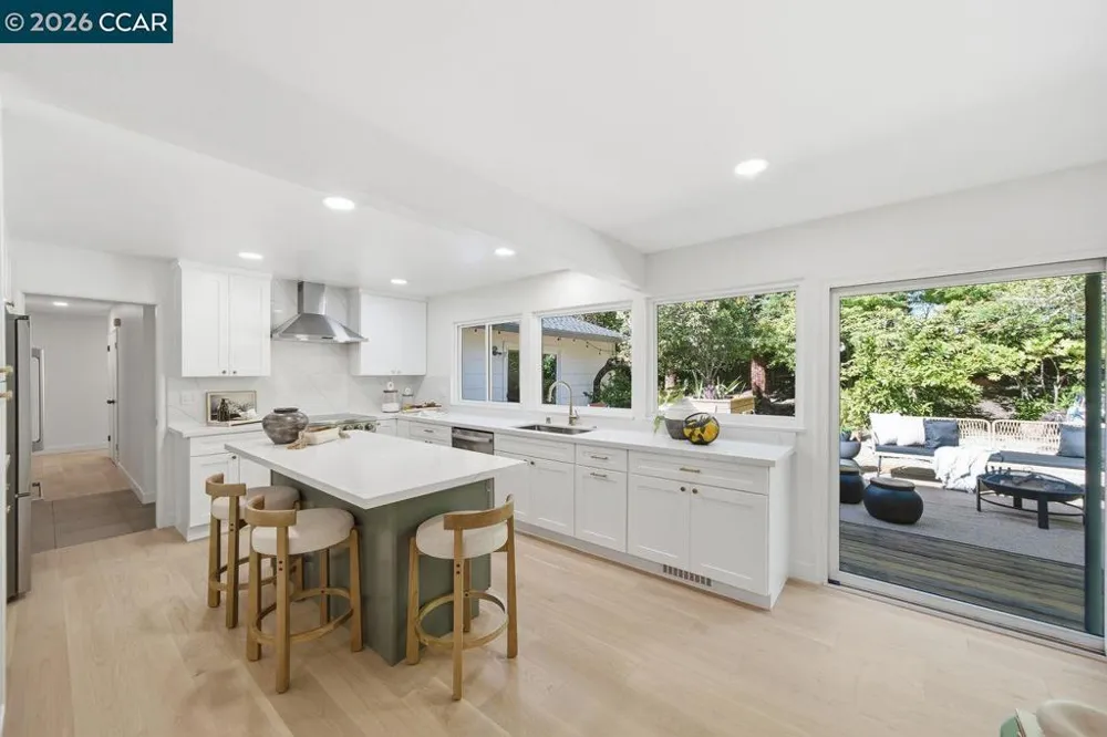 559 Old Orchard Dr Danville, CA 94526