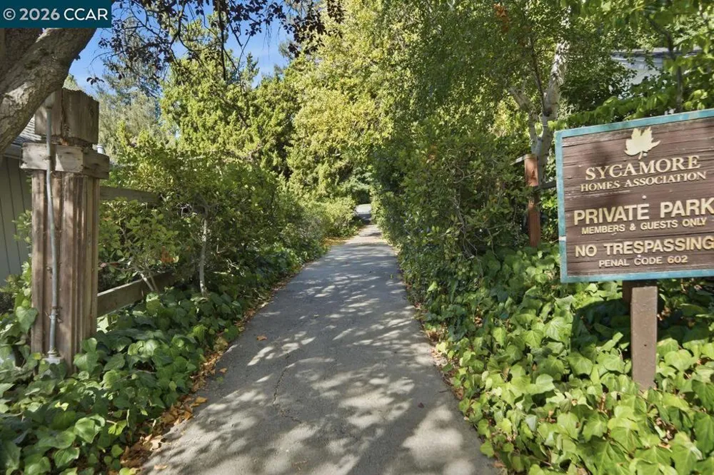 559 Old Orchard Dr Danville, CA 94526