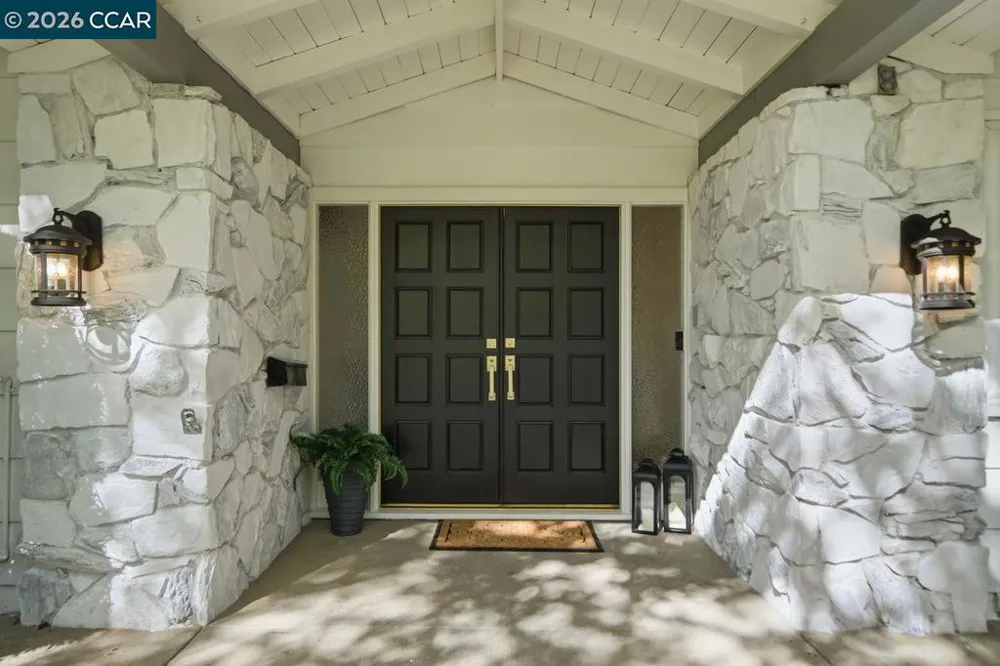 559 Old Orchard Dr Danville, CA 94526