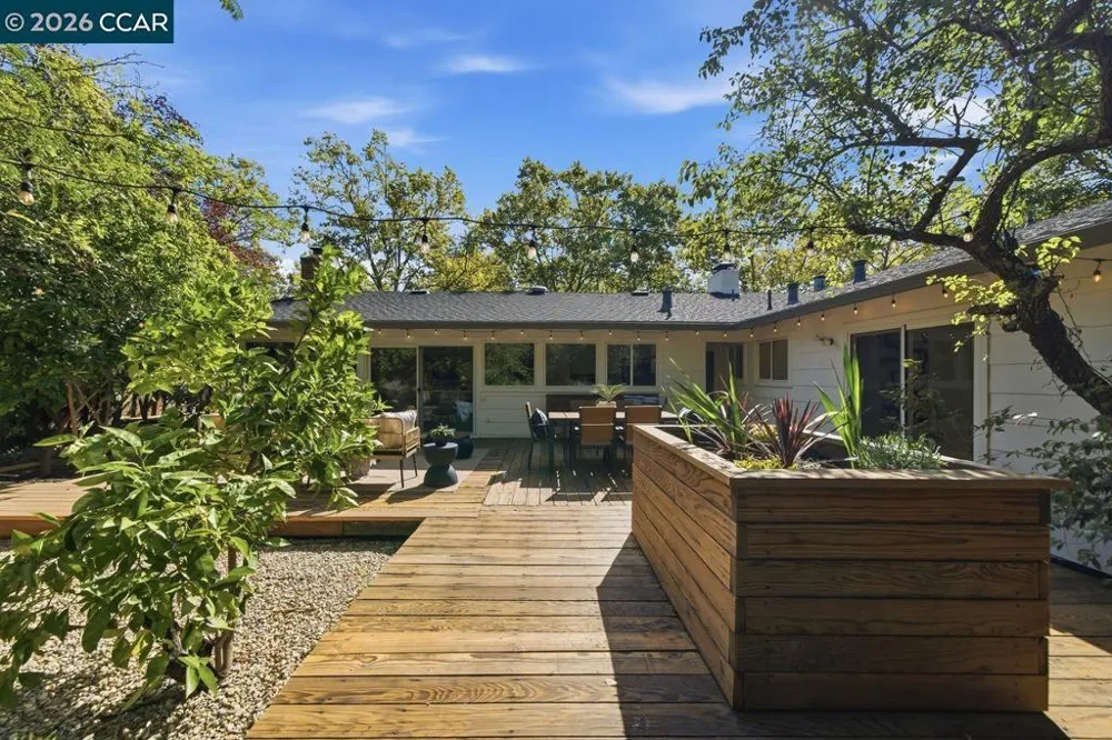 559 Old Orchard Dr Danville, CA 94526