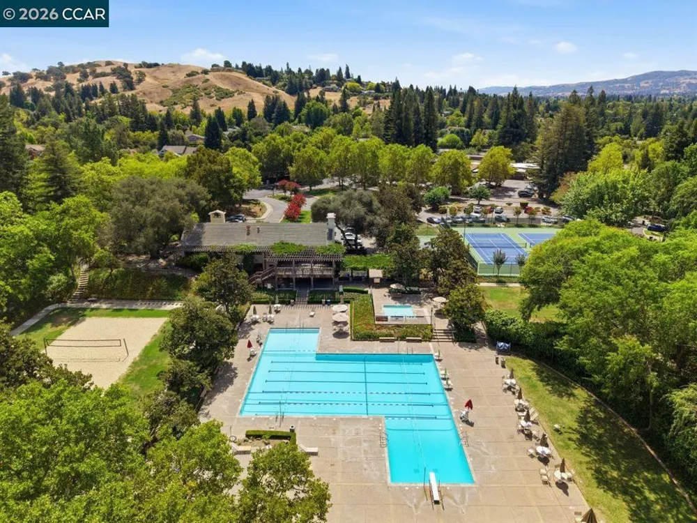 559 Old Orchard Dr Danville, CA 94526