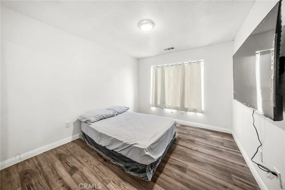 9570 Mescalero Phelan, CA 92371