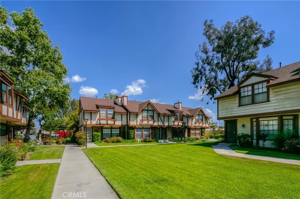 1173 S Paula #19 Fullerton, CA 92833