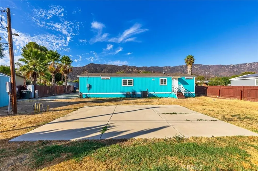 32812 Almond Tree Wildomar, CA 92595