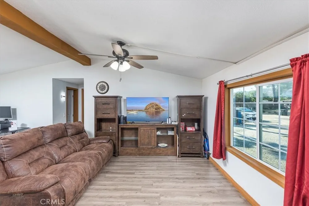 32812 Almond Tree Wildomar, CA 92595