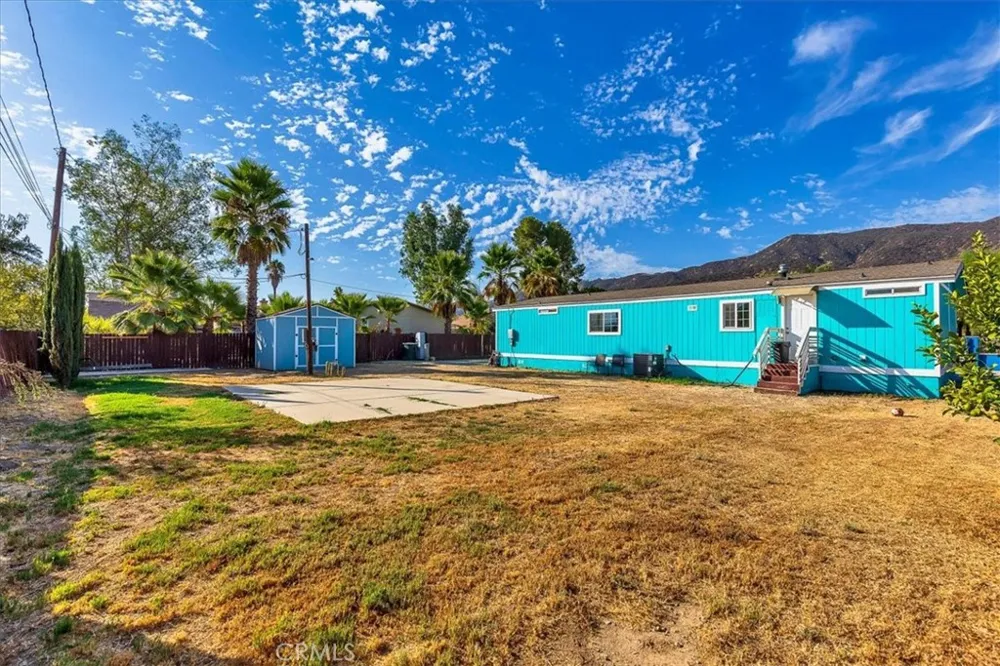 32812 Almond Tree Wildomar, CA 92595