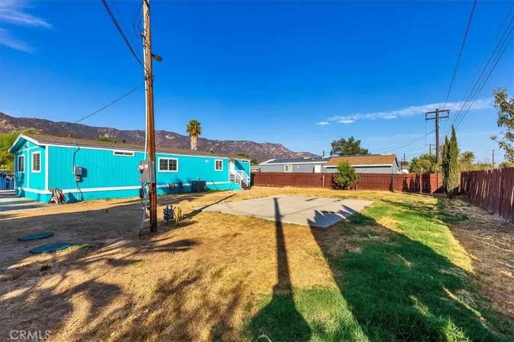 32812 Almond Tree Wildomar, CA 92595