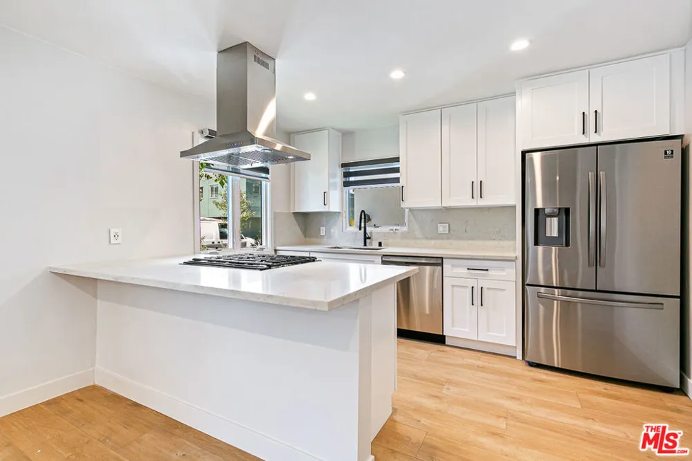 10420 REGENT STREET #10420 Los Angeles, CA 90034