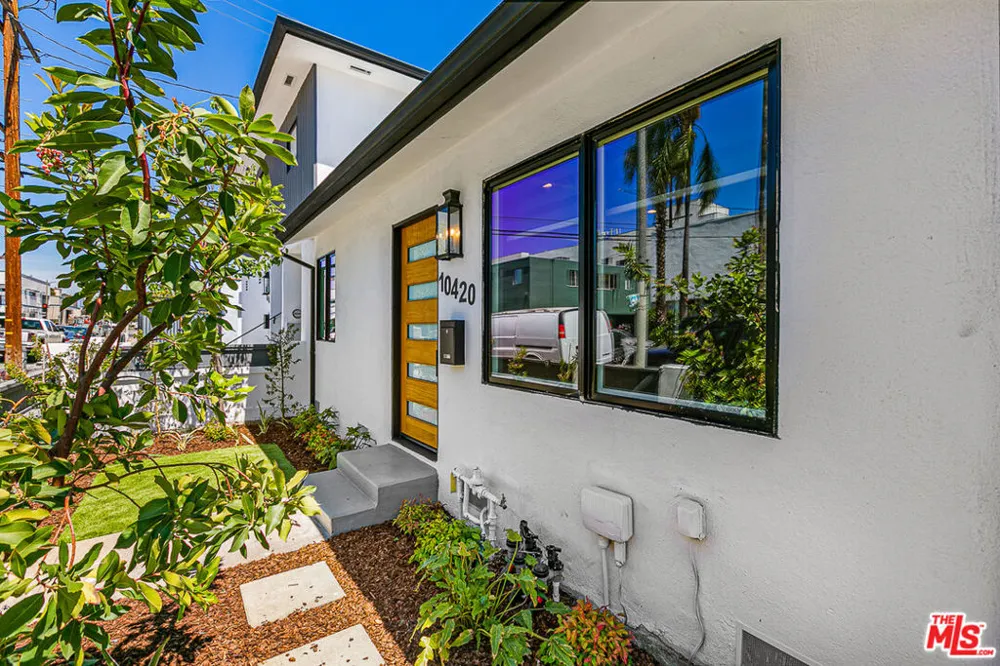 10420 REGENT STREET #10420 Los Angeles, CA 90034